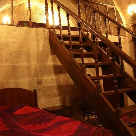 Kadir's Antiq Gelveri House بيت ضيافة *