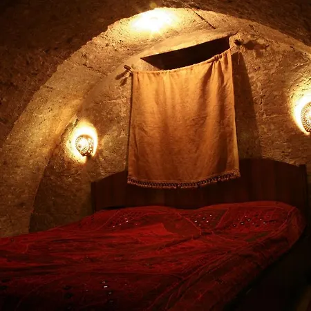 بيت ضيافة Kadir's Antiq Gelveri House